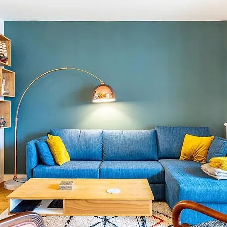 Guestready - Vibrant Duplex Delight Near Park