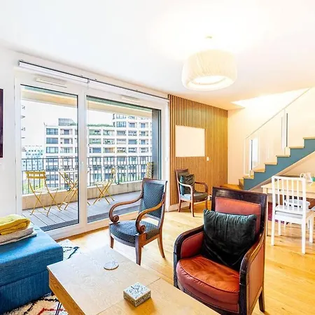 아파트 Guestready - Vibrant Duplex Delight Near Park 파리
