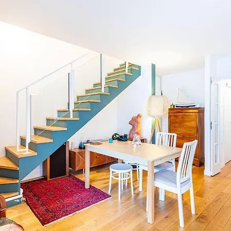 Guestready - Vibrant Duplex Delight Near Park *